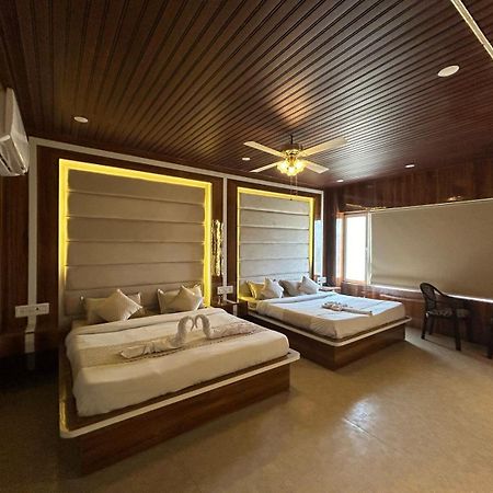 רישיקש Hotel Dev Ganga מראה חיצוני תמונה