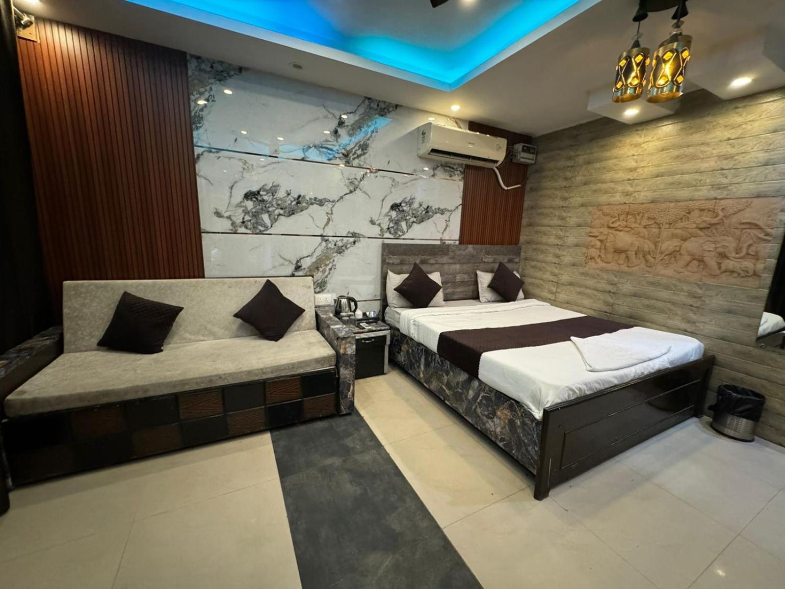 רישיקש Hotel Dev Ganga מראה חיצוני תמונה