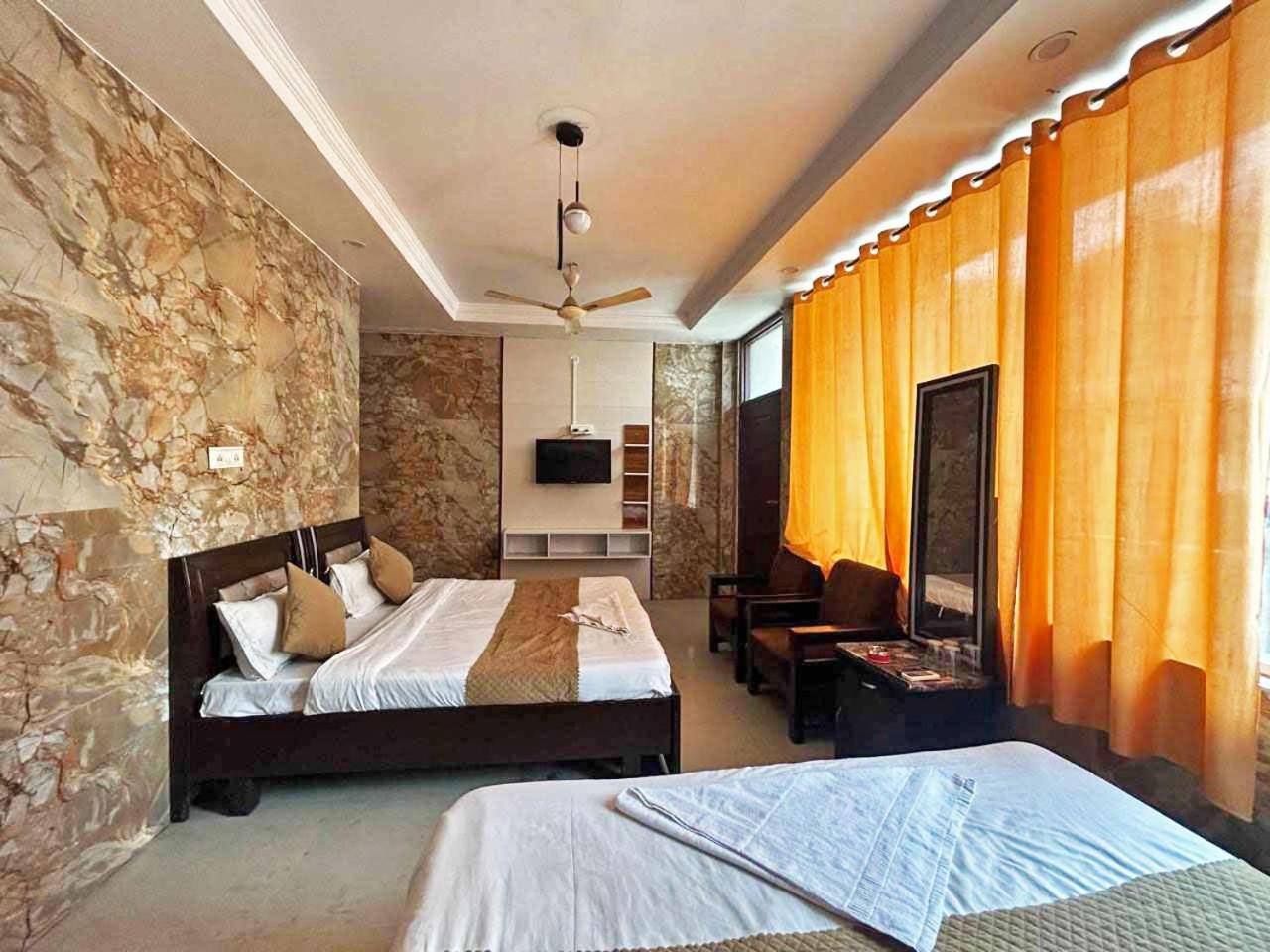 רישיקש Hotel Dev Ganga מראה חיצוני תמונה
