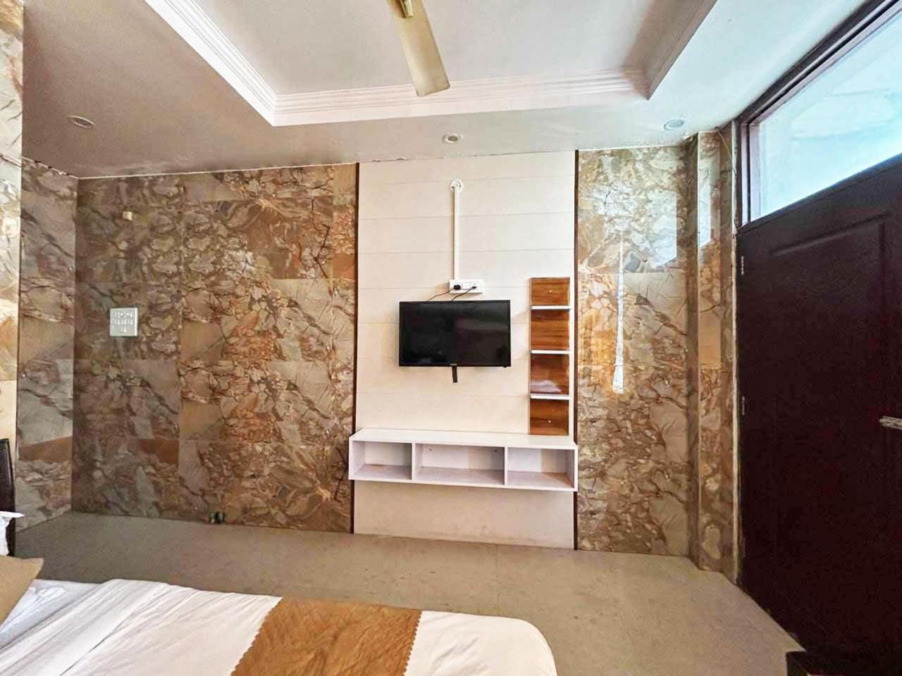 רישיקש Hotel Dev Ganga מראה חיצוני תמונה